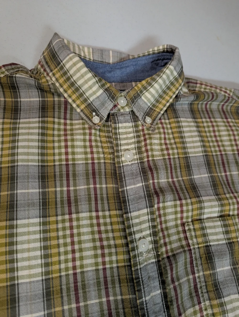 Woolrich Men's Size L Plaid Short Sleeve Button Down Shirt 100% Cotton Green Tan